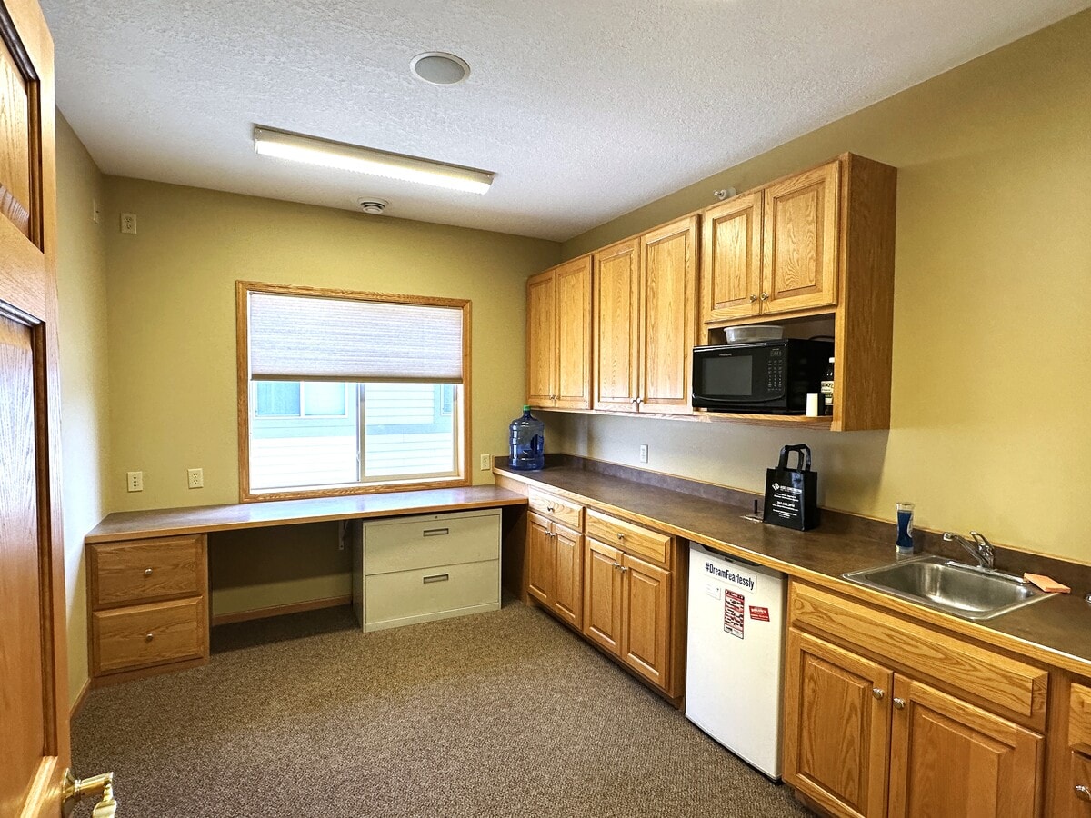 7955 Stone Creek Dr, Chanhassen, MN 55317 - Lot 110 - - Photo intérieure - Image 2 of 8