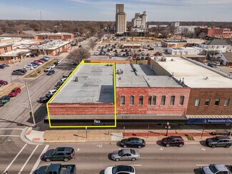 Plus de détails pour 724 N Main St, Newton, KS - Local commercial à vendre