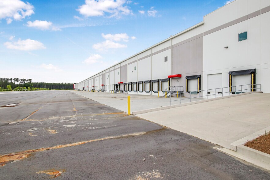 1125 Camp Hall Blvd, Ridgeville, SC à louer - Photo de l’immeuble – Image 3 sur 5
