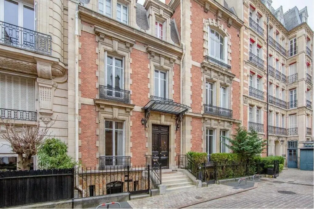 Bureau dans Paris à vendre Photo de l’immeuble– Image 1 sur 12