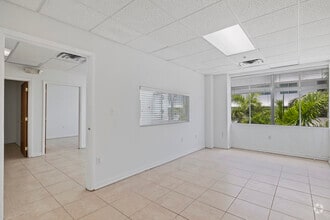 235 Lincoln Rd, Miami Beach, FL à louer Photo intérieure– Image 2 sur 9