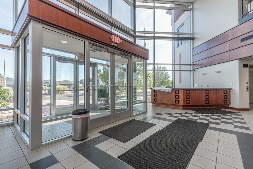 265 Admiral Trost Rd, Columbia, IL à vendre - Photo de l’immeuble – Image 3 sur 9