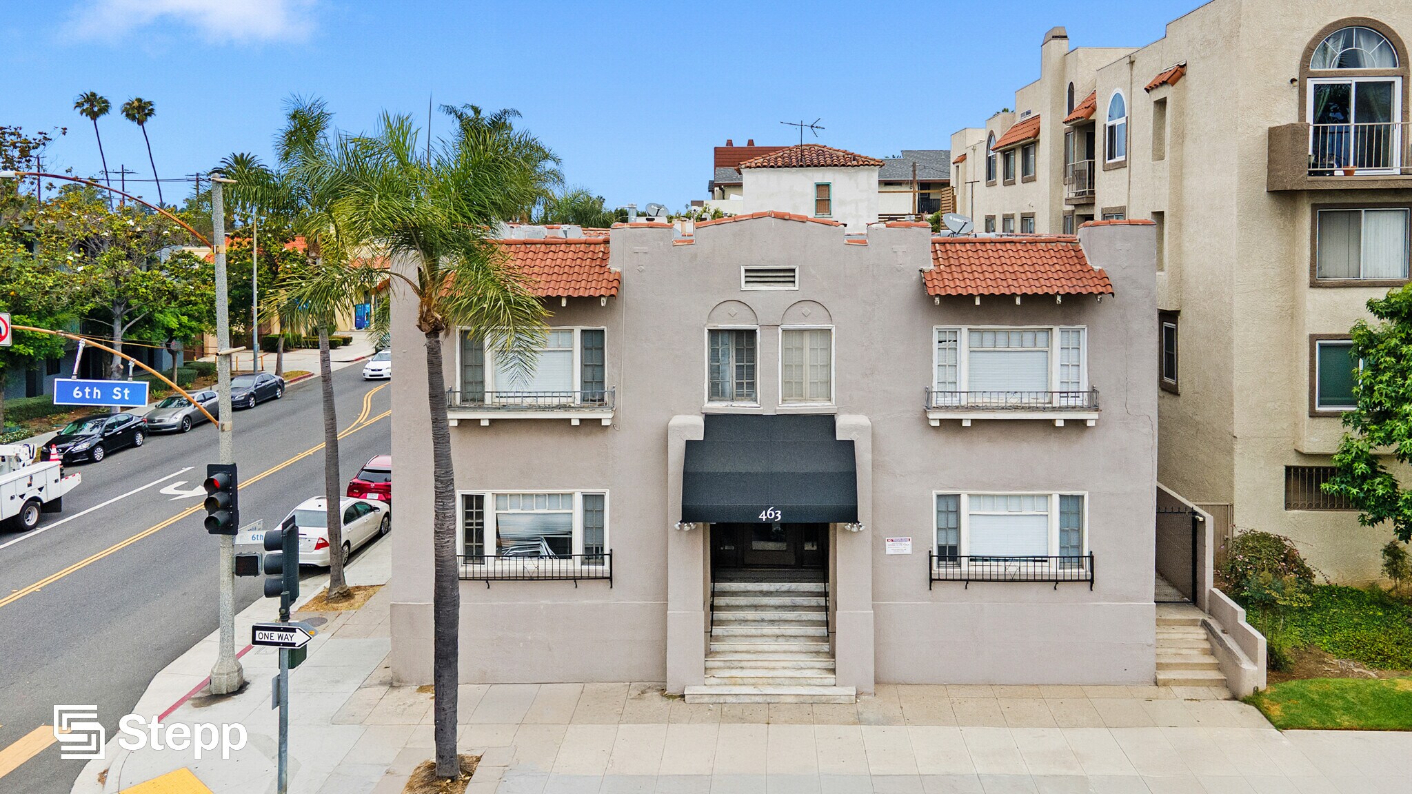 463 W 6th St, Long Beach, CA à vendre Photo de l’immeuble– Image 1 sur 10