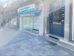 Local commercial dans Collado Villalba, Madrid à louer Photo de l’immeuble– Image 2 sur 3