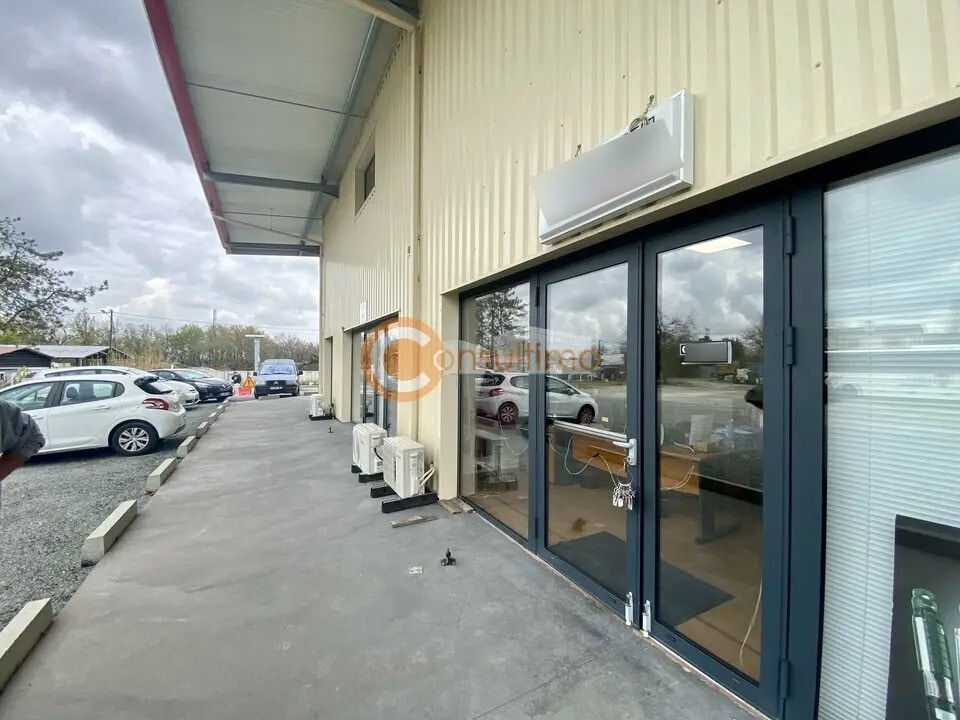 Local commercial dans Saint-Caprais-de-Bordeaux à louer Photo de l’immeuble– Image 1 sur 5