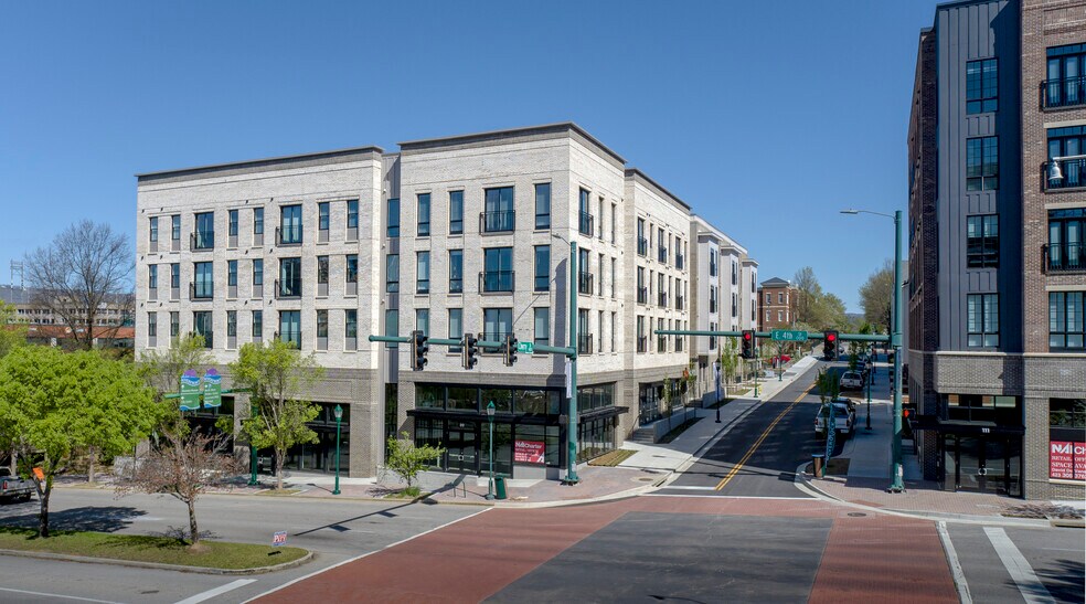 355 Walnut St, Chattanooga, TN à louer - Photo de l’immeuble – Image 3 sur 24