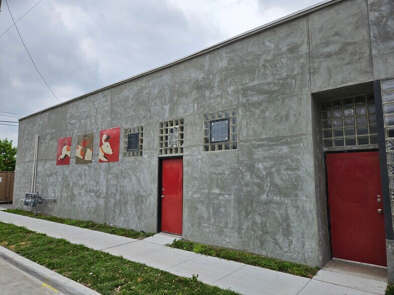 3116 Commerce St, Dallas, TX à louer - Photo de l’immeuble – Image 3 sur 8