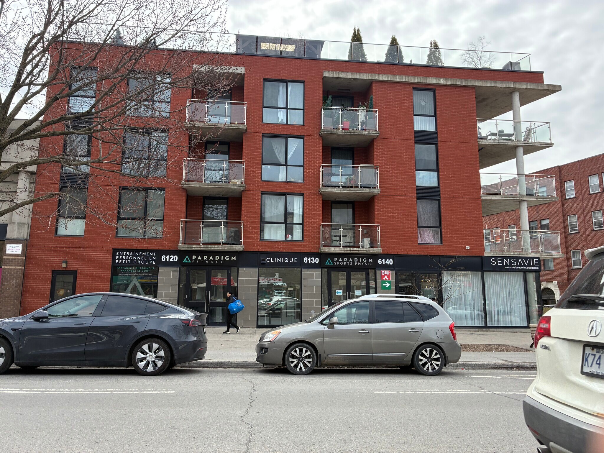 6120-6140 rue Sherbrooke O, Montréal, QC à vendre Photo de l’immeuble– Image 1 sur 2