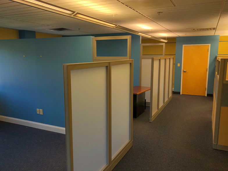 4 Atrium Dr, Albany, NY à louer - Photo intérieure – Image 3 sur 13