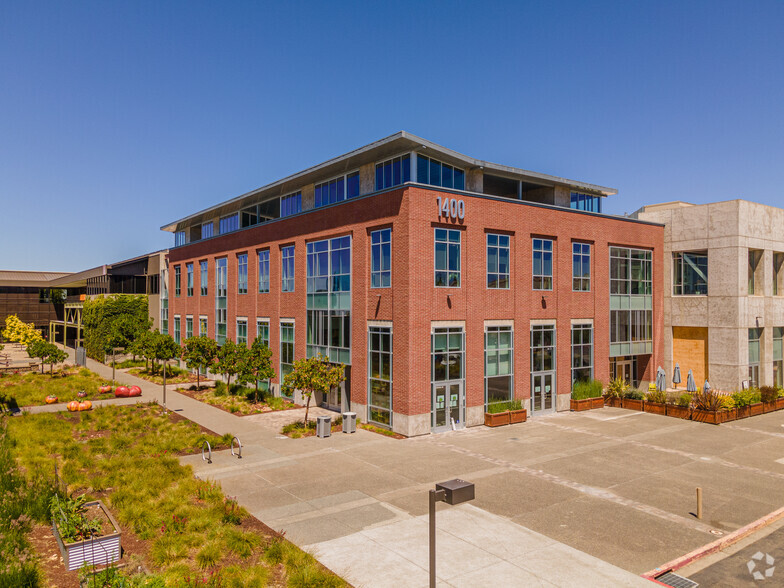 1400-1500 Valley House Dr, Rohnert Park, CA à louer - Photo de l’immeuble – Image 3 sur 25