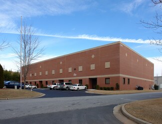 Plus de détails pour 3766 Peachtree Crest Dr, Duluth, GA - Industriel/Logistique à louer