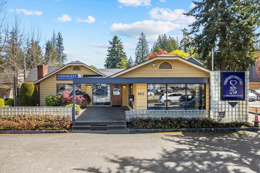 6915 Evergreen Way, Everett, WA à vendre - Photo de l’immeuble – Image 2 sur 35