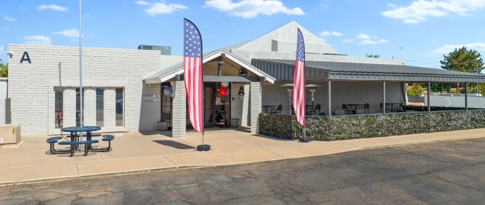 5334 E Thunderbird Rd, Scottsdale, AZ à louer - Photo de l’immeuble – Image 1 sur 2