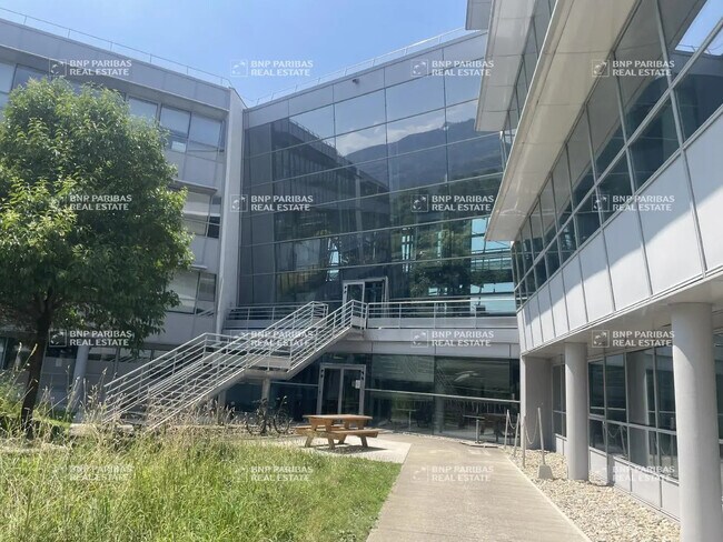 Plus de détails pour Bureau à louer