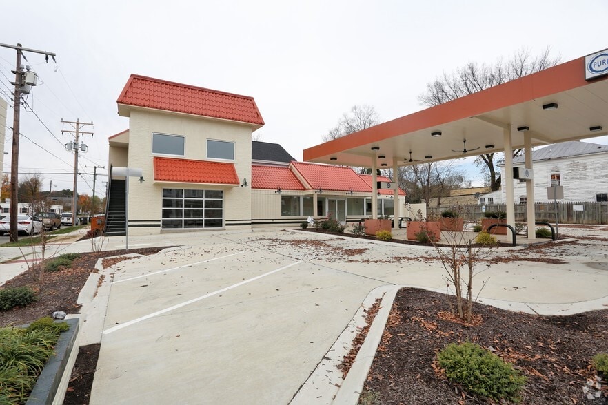 1600 Princess Anne St, Fredericksburg, VA à vendre - Photo principale – Image 1 sur 7