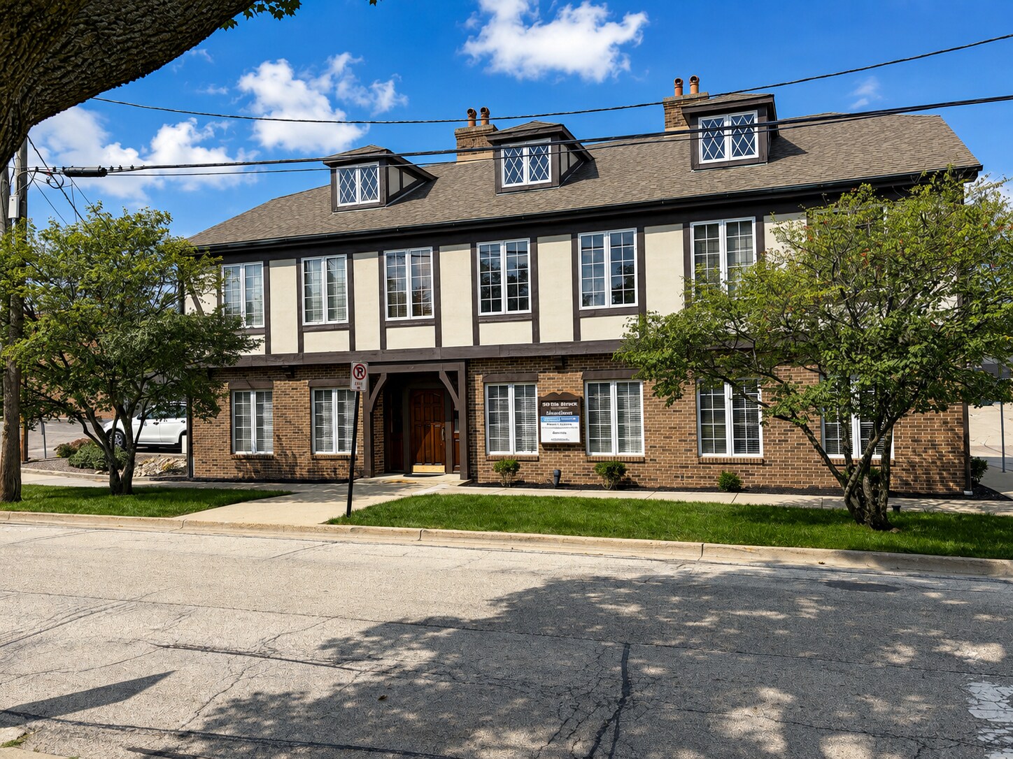 50 Ela St, Barrington, IL à louer Photo de l’immeuble– Image 1 sur 12
