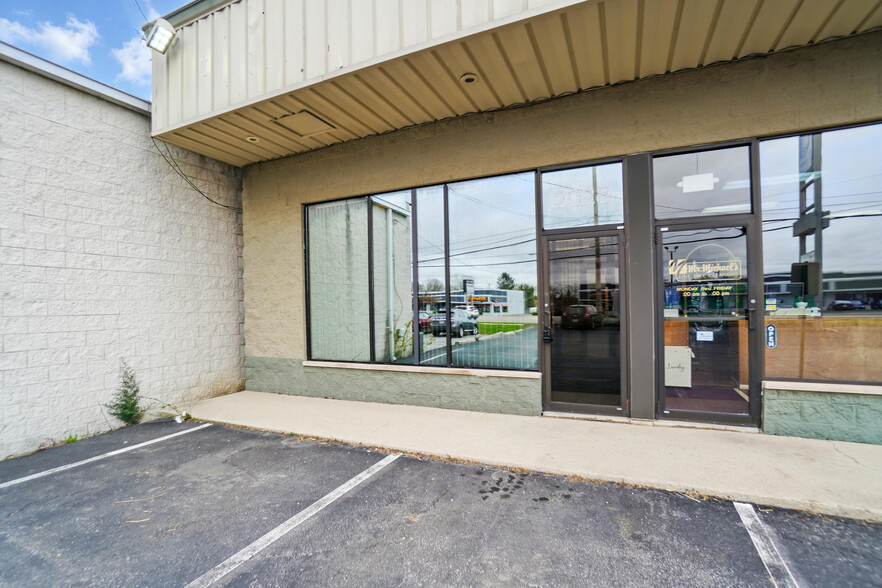 2028 Tiffin Ave, Findlay, OH à louer - Photo de l’immeuble – Image 2 sur 12