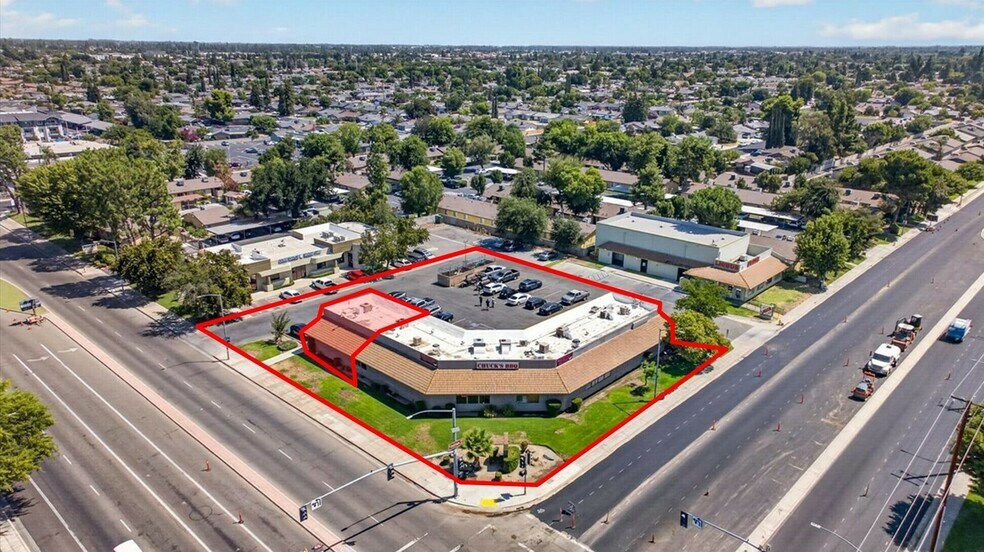 3185 Willow Ave, Clovis, CA à louer - Photo de l’immeuble – Image 2 sur 21