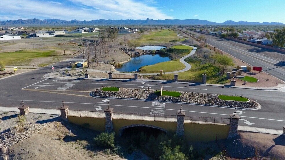 6365 S Entrada Via Verdes, Fort Mohave, AZ à vendre - Photo de l’immeuble – Image 3 sur 35