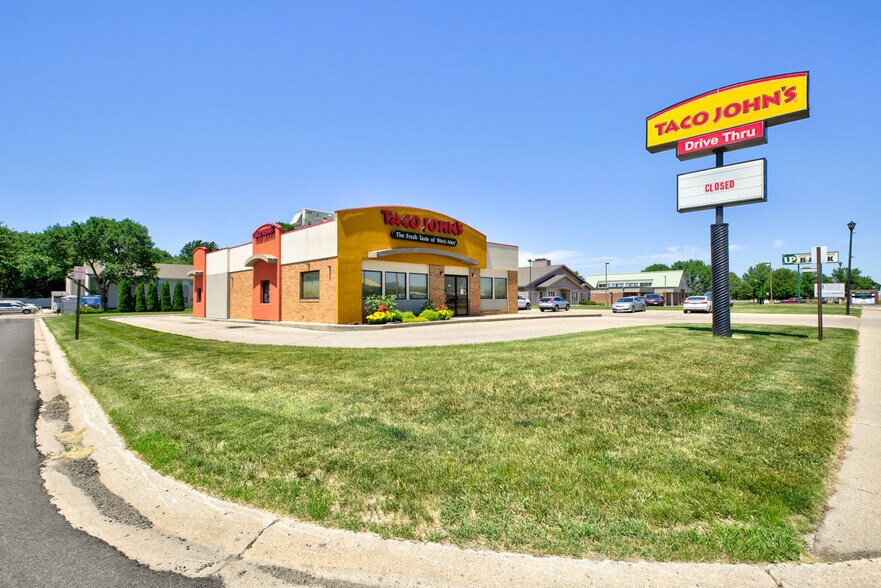 1401 State St N, Waseca, MN à louer - Photo de l’immeuble – Image 3 sur 16