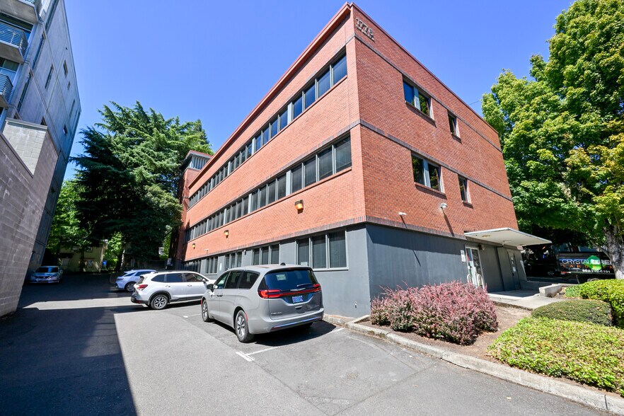 1776 SW Madison Ave, Portland, OR à louer - Photo de l’immeuble – Image 3 sur 13