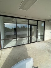1320 N Columbia St, Milledgeville, GA à louer Photo intérieure– Image 2 sur 6