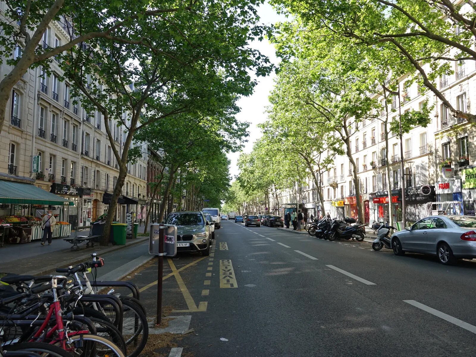 Local commercial dans Paris à louer Photo de l’immeuble– Image 1 sur 2