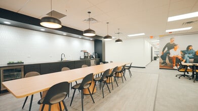 1 Corporate Pl S, Piscataway, NJ à louer Photo intérieure– Image 1 sur 5