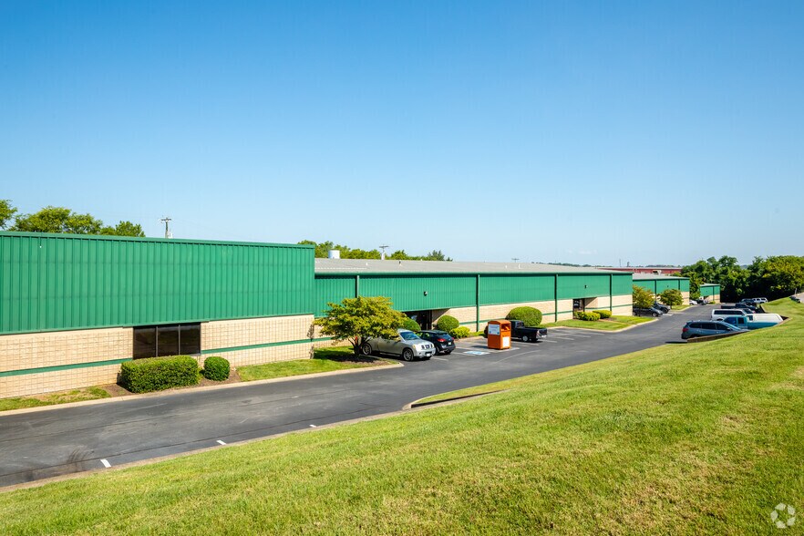 1412 Antioch Pike, Nashville, TN à louer - Photo de l’immeuble – Image 2 sur 6