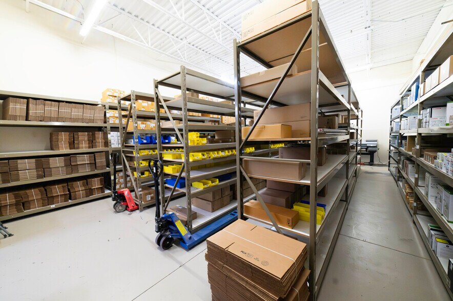 4812 McMurry Ave, Fort Collins, CO à louer - Photo de l’immeuble – Image 2 sur 13