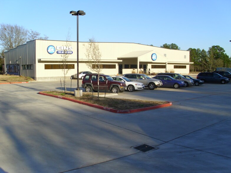 7827 Spring Cypress Rd, Spring, TX à vendre - Photo de l’immeuble – Image 2 sur 3