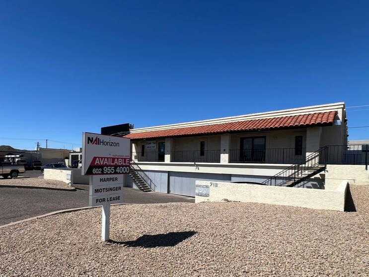 718 E Hatcher Rd, Phoenix, AZ à louer - Photo de l’immeuble – Image 3 sur 5