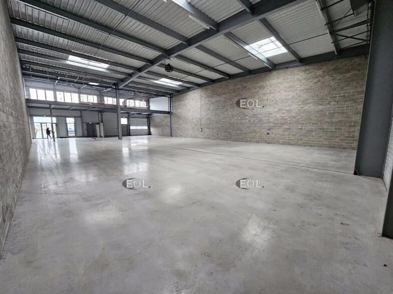 Local d’activités dans Créteil à louer - Photo intérieure – Image 2 sur 6