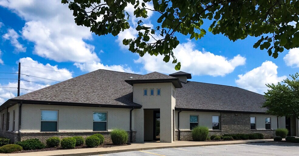 901-905 SE Village Loop, Bentonville, AR à louer - Photo principale – Image 1 sur 4