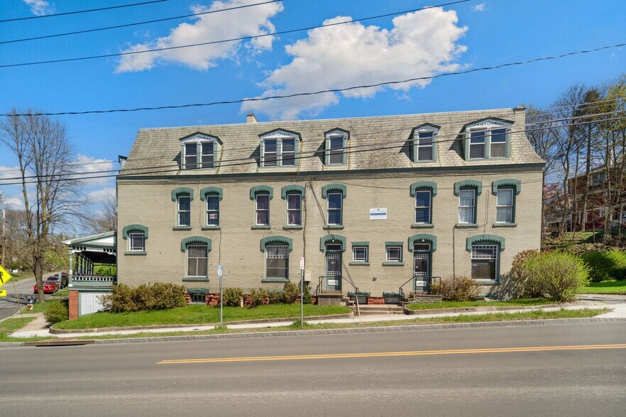 101 N Quarry St, Ithaca, NY à vendre - Photo de l’immeuble – Image 3 sur 17