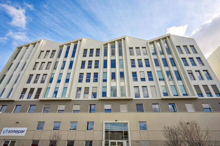 23-25 Rue Paul Duvivier, Lyon à louer - Photo de l’immeuble – Image 2 sur 18