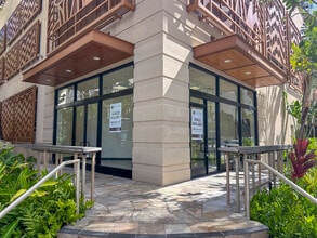 227 Lewers St, Honolulu, HI à louer Photo de l’immeuble– Image 1 sur 5