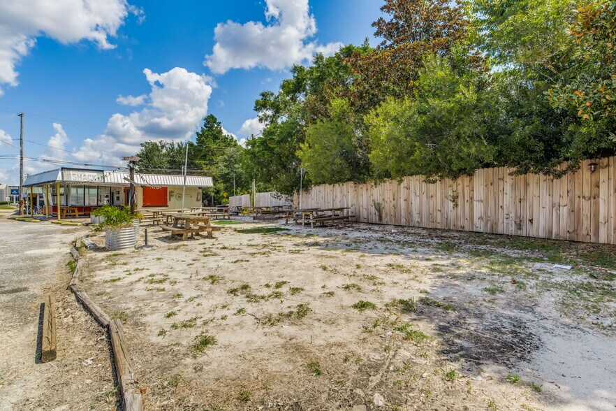 5168 Stewart St, Milton, FL à louer - Photo de l’immeuble – Image 3 sur 4
