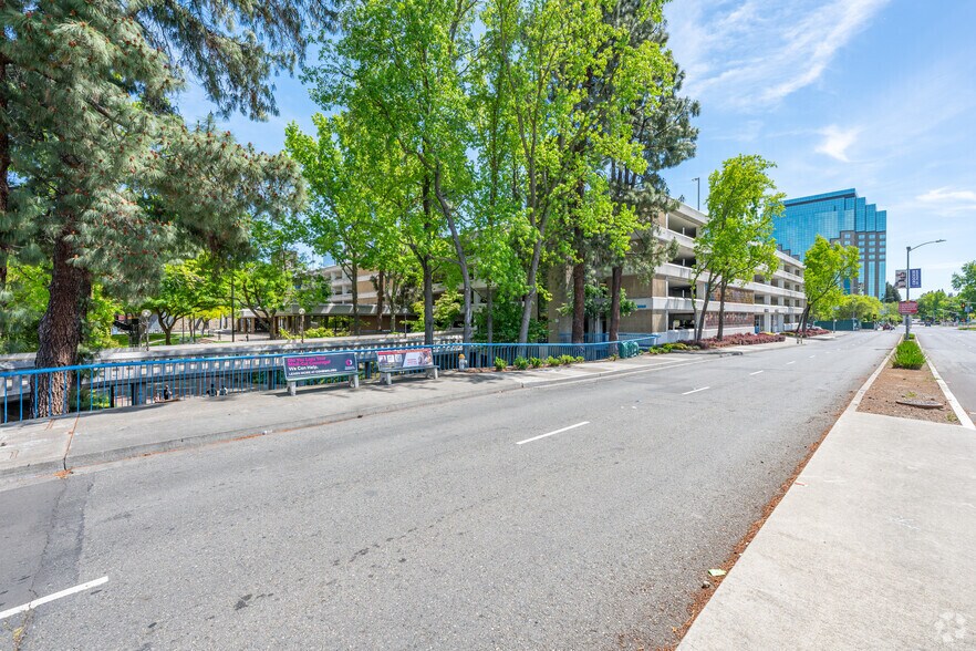 577 L St, Sacramento, CA à louer - Photo de l’immeuble – Image 3 sur 6