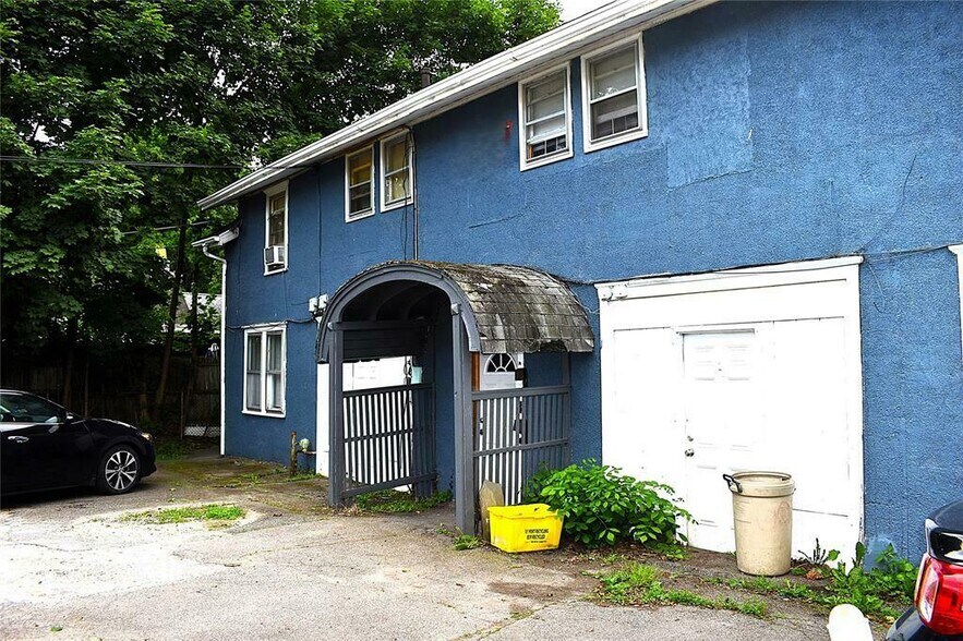 410 1/2 Jackson Ave, Endicott, NY à vendre - Photo de l’immeuble – Image 2 sur 10