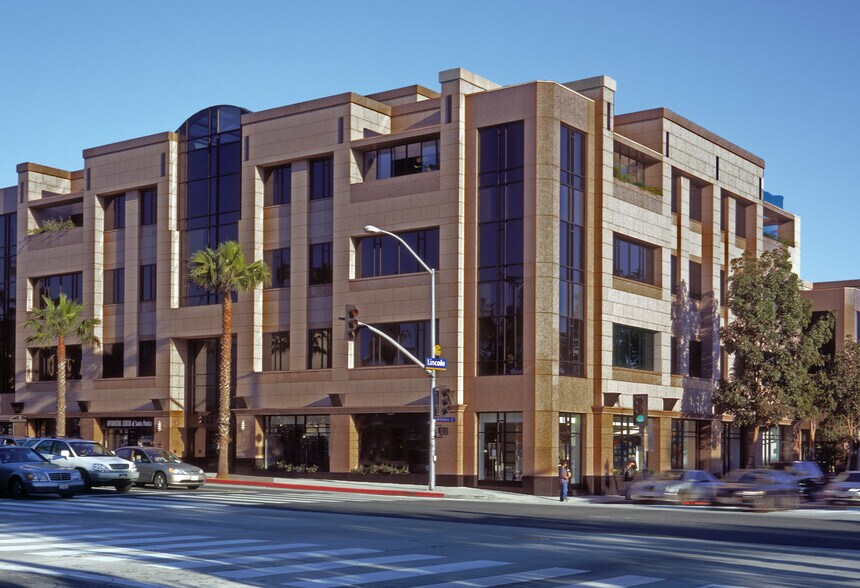 808 Wilshire Blvd, Santa Monica, CA à louer - Photo de l’immeuble – Image 3 sur 10