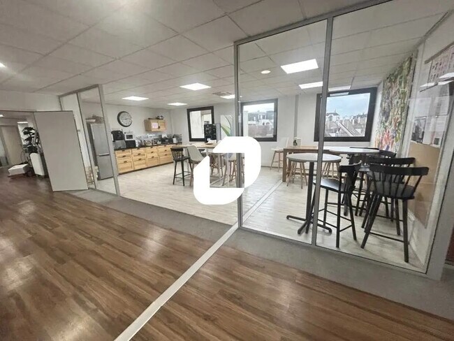 Plus de détails pour Bureau à louer