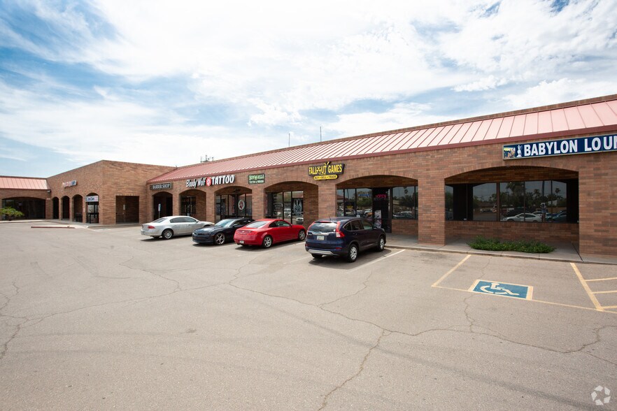 4139 W Bell Rd, Phoenix, AZ à louer - Photo de l’immeuble – Image 2 sur 15