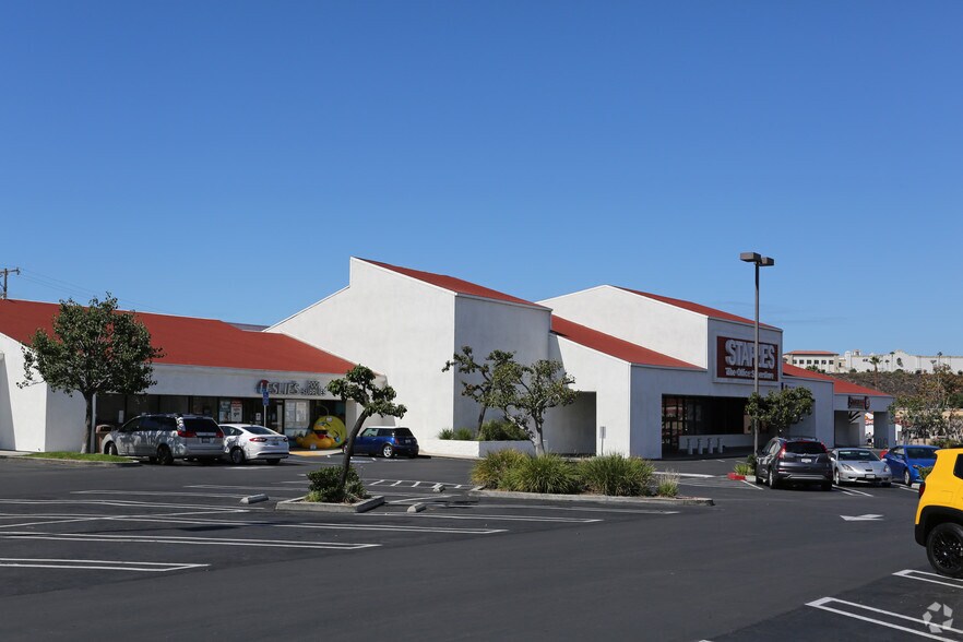 85 Via Pico Plz, San Clemente, CA à louer - Photo de l’immeuble – Image 2 sur 4