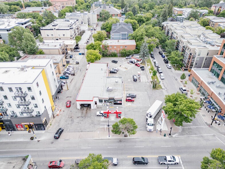 1920 4 St SW, Calgary, AB à vendre - Photo de l’immeuble – Image 2 sur 3