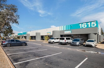 1605 W University Dr, Tempe, AZ à louer Photo intérieure– Image 1 sur 1