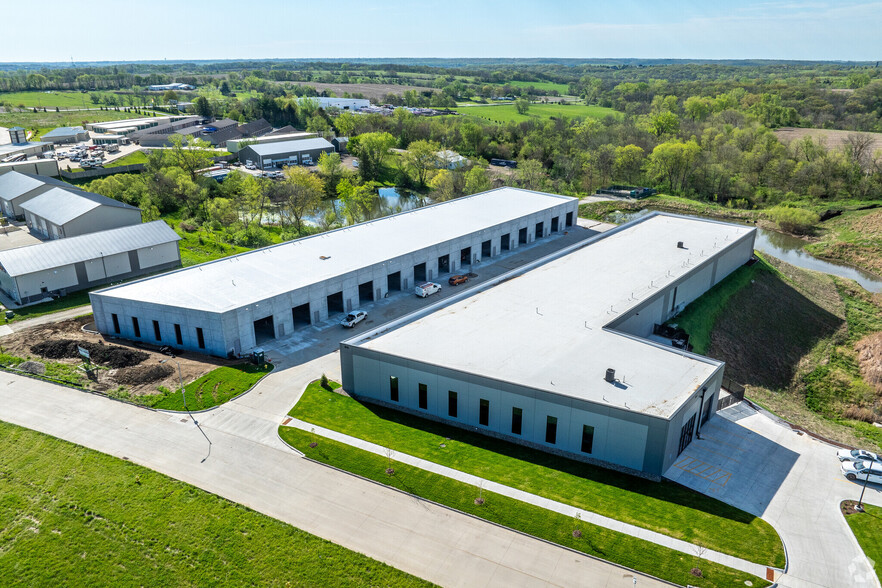 800 Interstate Pky, Waukee, IA à louer - Photo de l’immeuble – Image 2 sur 7