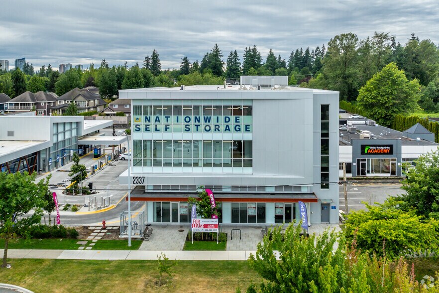 2337 King George Blvd, Surrey, BC à louer - Photo de l’immeuble – Image 2 sur 3