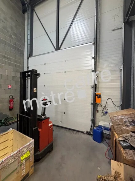 Local d’activités dans Bouguenais à louer - Photo de l’immeuble – Image 1 sur 4