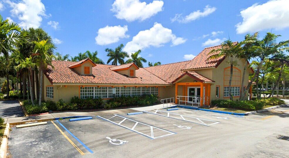 2100 W Atlantic Blvd, Pompano Beach, FL à vendre - Photo de l’immeuble – Image 2 sur 8